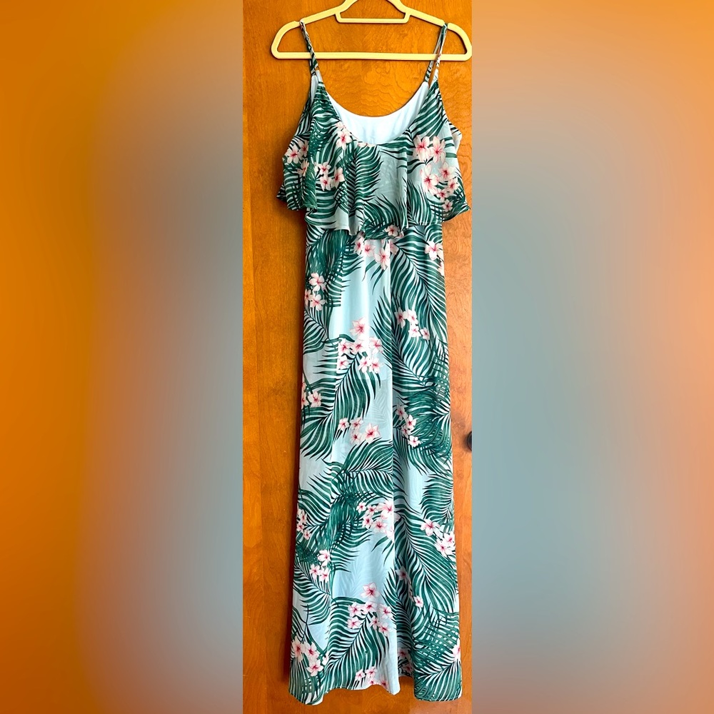 Lulus size medium off shoulder
